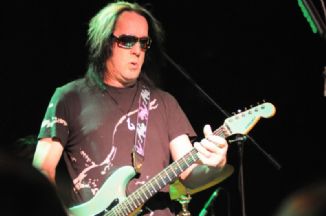 Todd Rundgren 4-1-2009-2.jpg